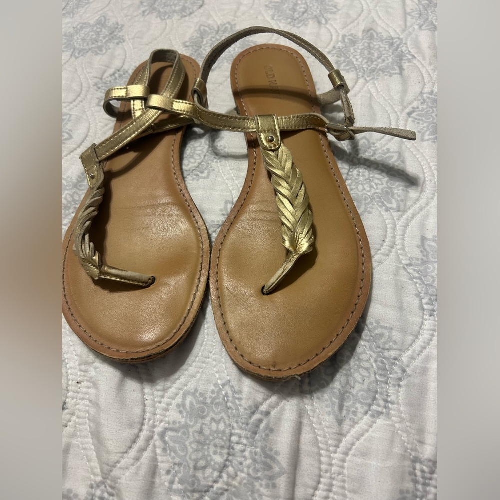 Woman Sandals Size 8 Stori